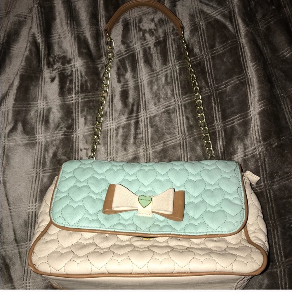 Betsey Johnson blue, white, tan handbag EUC